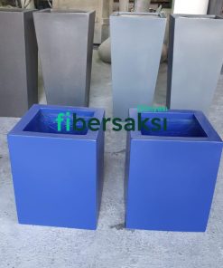 Kare Saksı FS-1028